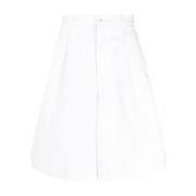 Hvide Plisserede Flarede Bermuda Shorts