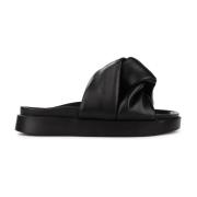 Sort læder sandal med Soft Crossed