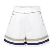 Elegante hvide shorts med blå og lurex detaljer