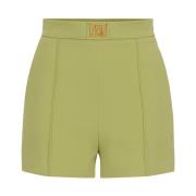 Højtaljede Stretch Crepe Shorts med Guld Metal Logo Plade