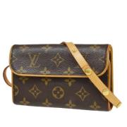 Pre-owned Canvas louis-vuitton-tasker