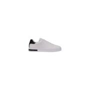 Moderne Polyester Sneaker Kollektion