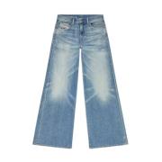 Bootcut Cropped Jeans