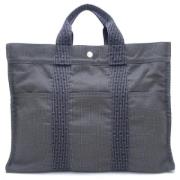 Pre-owned Canvas totes