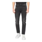 Sorte Slim Fit Straight Leg Jeans