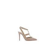 Rockstud Pumps Pointed-Toe Style