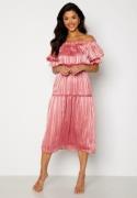 Bubbleroom Occasion Freeda off Shoulder Dress  Pink 2XL