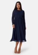 Bubbleroom Occasion Lace Long Sleeve Midi Dress Dark blue 40