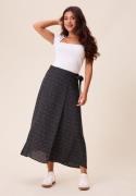 Happy Holly Viscose Midi Wrap Skirt Black/Dotted 44/46