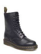 1490 Black Smooth Snørestøvler Black Dr. Martens