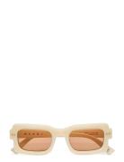 Lake Vostok Panna Firkantede Solbriller Cream Marni Sunglasses