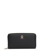 Poppy Reform Large Za Bags Card Holders & Wallets Wallets Black Tommy ...