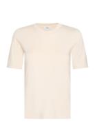 Chambers Top Designers T-shirts & Tops Short-sleeved Cream Stylein