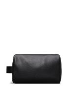 Logo Emboss Dopp Kit Toilettaske Black Calvin Klein