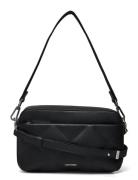 Diamond Quilt Camera Bag W/Pkt Bags Crossbody Bags Black Calvin Klein