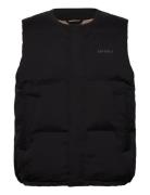 Montreal Puffer Vest Vest Black Les Deux