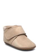 Beginners™ Velcro Shoes Pre-walkers - Beginner Shoes  Beige Pom Pom