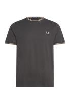 Twin Tipped T-Shirt Designers T-Kortærmet Skjorte Grey Fred Perry