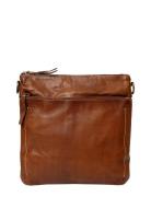 Jara Big Bags Crossbody Bags Brown RE:DESIGNED EST 2003