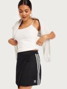 Adidas Originals - Mininederdele - Black - Wrapping Skirt - Nederdele