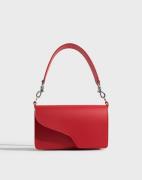 ATP ATELIER - Rød - Assisi Leather Shoulder Bag