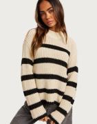 Vero Moda - Ternet/Stribet - Vmhilda Ls Highneck Pullover Ga Noo