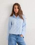 Neo Noir - Blå - Rosa Oxford Shirt