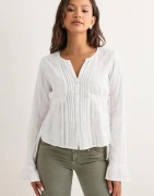 Nelly - Hvid - Favourite Detail Blouse