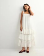 Vero Moda - Hvid - Vmpeach Sl 7/8 Dress Wvn