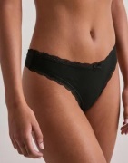 DORINA - Sort - Essential Cotton THONG