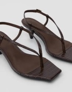 Nelly - Brun - Form Play Thong Heel