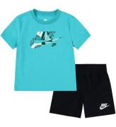 Nike ShortssÃ¦t - T-shirt/Shorts - Sort